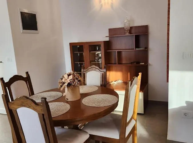 Mary * Novigrad (Istria)