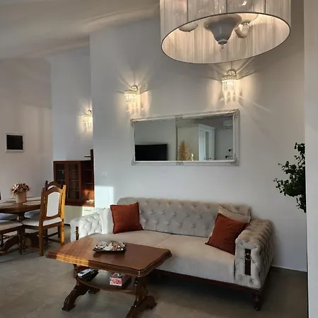 Mary Rustic Novigrad Istria